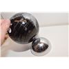 Image 2 : Magnetic Base Metal Globe