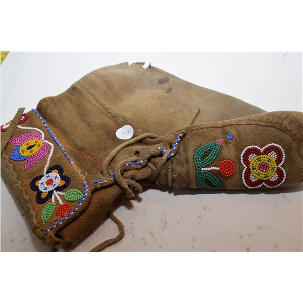 Single Beaded Moccasin (One Only)