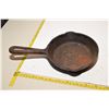 Image 3 : No. 3 “Smarts” Cast Iron Frying Pan
