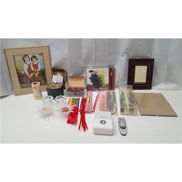 candles + picture frames misc