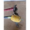 Image 2 : 2 weed whackers- not tested
