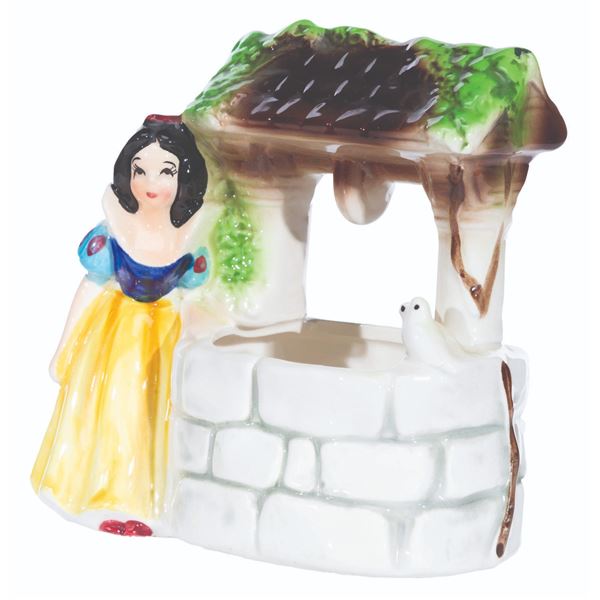 A Snow White Wishing Well Ceramic Planter.