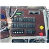 Image 18 : 2013 WESTERN STAR 4900SB TRI DRIVE SLEEPER TRACTOR