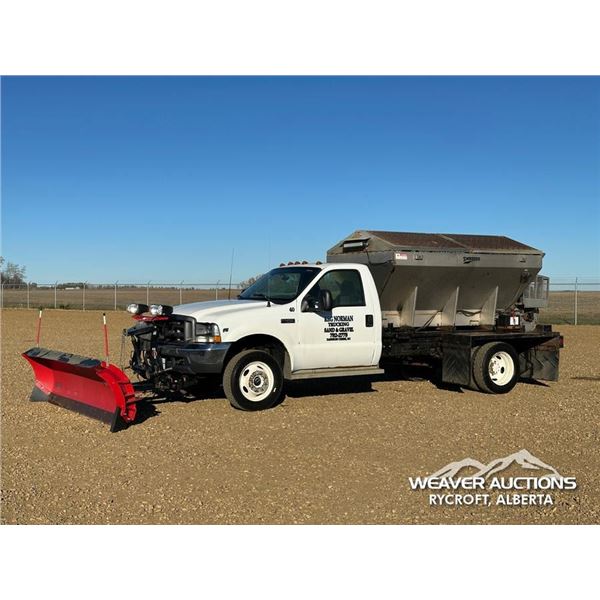 2002 FORD F450 XL REGULAR CAB S/A SANDER TRUCK