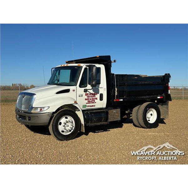 2006 INTERNATIONAL 4200 VT365 S/A DUMP TRUCK