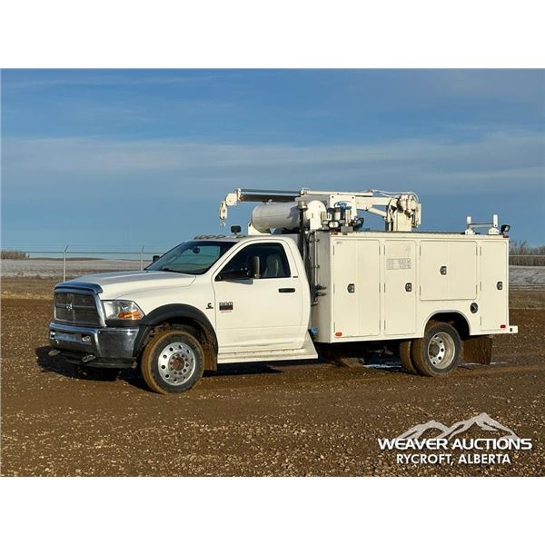 2011 DODGE 5500HD SLT SERVICE TRUCK