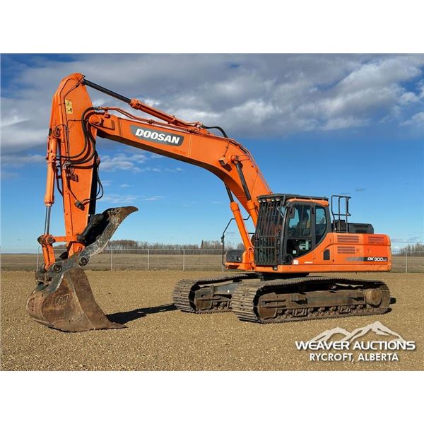 2013 DOOSAN DX300LC-3 HYDRAULIC EXCAVATOR