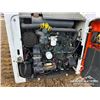 Image 36 : 2010 BOBCAT T300 HIGH FLOW COMPACT TRACK LOADER