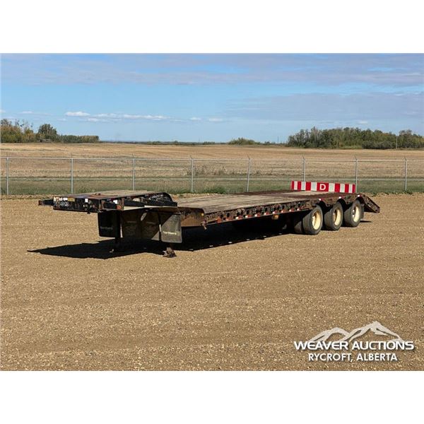 2013 DYNAWELD LB52-38 TRI/A LOWBED TRAILER