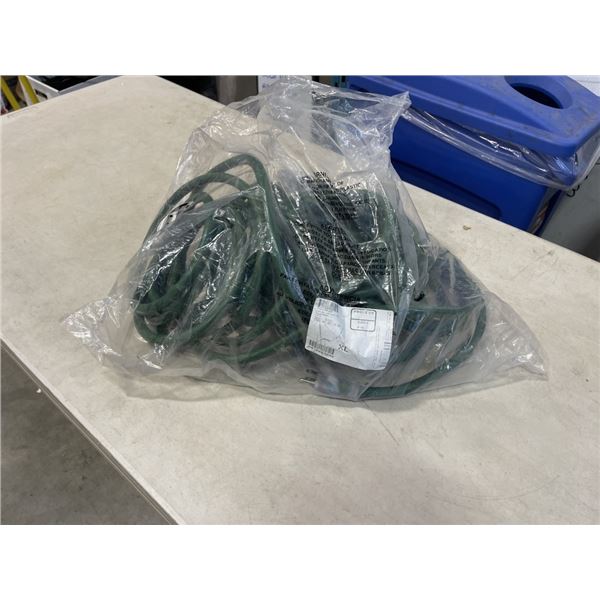 AS NEW 100FT GREEN 3 WIRE INDOOR OUTDOOR LIGHTED EXTENSION CORD, 10AWG