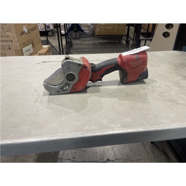 MILWAUKEE M12 PVC SHEAR WITH BATTERY