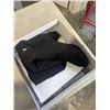 Image 4 : 3 PAIRS WOMENS BOOTS SIZE 8.5