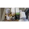 Image 3 : 2 TRAYS OF BATHROOM FAUCET PIECES AND ACCESSORIES
