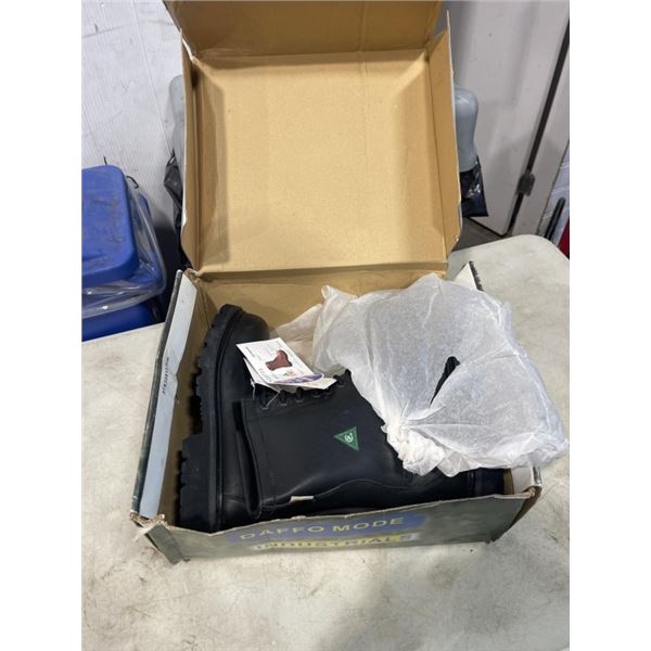 NEW SIZE 11 DARK BROWN STEEL TOE WORK BOOTS