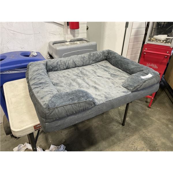 GREY MEDIUM SIZE DOG BED
