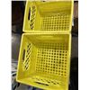 Image 2 : LOT OF YELLOW MILK CRATES