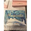 Image 4 : 10 NEW BOXES OF MAGNETIC EYELASHES, 10 PAIRS PER BOX