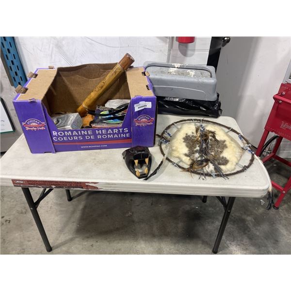 COLLECTION OF CARVED AND WOODEN ITEMS, DREAM CATCHER