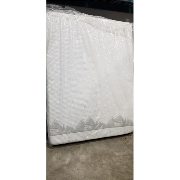 QUEEN SIZE DOUGLAS ALPINE MATTRESS