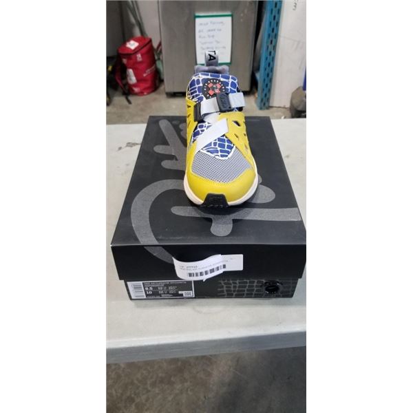 NEW NIKE AIR HUARACHE 20Y24/PATTA SIZE US MENS 8.5