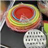 Image 2 : NEW 7-PIECE STAINLESS STEEL MIXING BOWL SET
