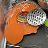 Image 6 : NEW 7-PIECE STAINLESS STEEL MIXING BOWL SET