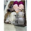 Image 2 : TRAY OF NEW BRAS