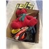 Image 3 : BOX OF DOG ITEMS - LEASH, TOY, SIGN, ETC