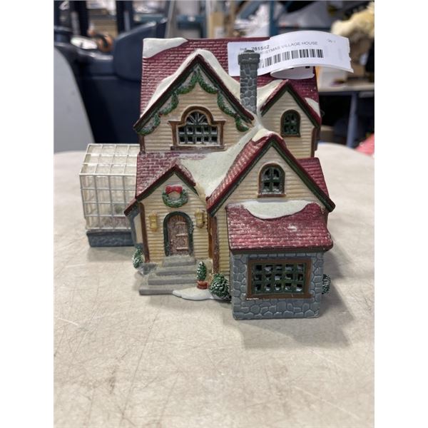 LEMAX CHRISTMAS VILLAGE HOUSE