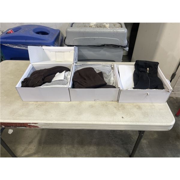 3 PAIRS WOMENS BOOTS SIZE 7.5