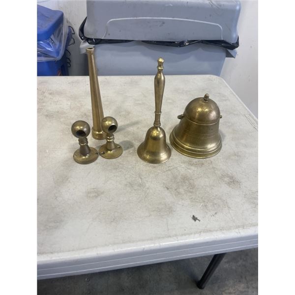 BOX W/ BRASS BELL, HOSE NOZZLE, TOWEL ENDS