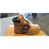 Image 2 : NEW TIMBERLAND PREMIUM 6 IN WATERPROOF BOOT WHEAT NUBUCK, SIZE 4 JUNIOR