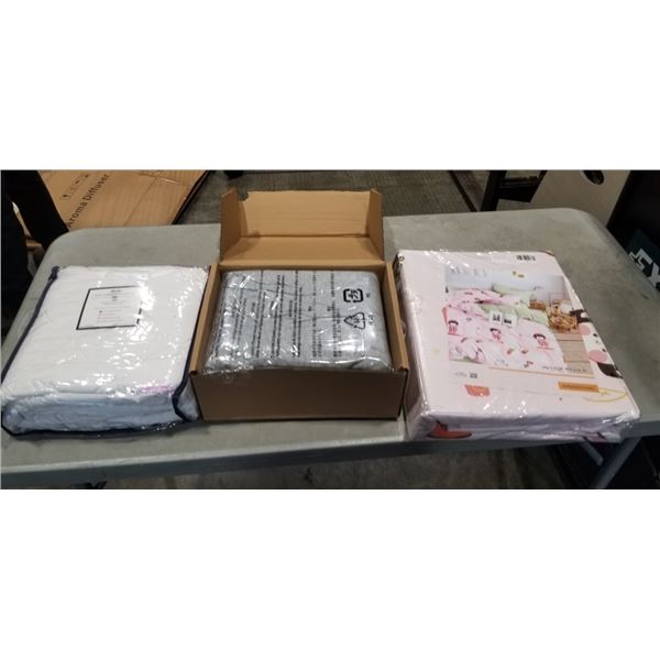 NEW TWIN SIZE DUVET COVER, BED SGHEET SET AND MATTRESS PROTECTOR