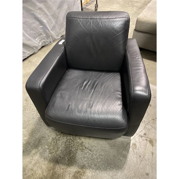 MODERN BLACK LEATHER TUB CHAIR