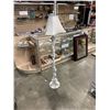Image 1 : DECORATIVE FLOOR LAMP