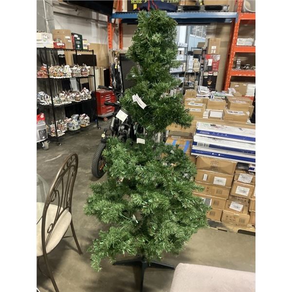 5.5FT PRELIT CHRISTMAS TREE