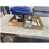 Image 1 : 2 TRAYS OF VINTAGE JEWELLERY