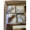 Image 6 : 2 TRAYS OF VINTAGE JEWELLERY