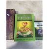 Image 3 : 3 BOXES OF TARROT CARDS