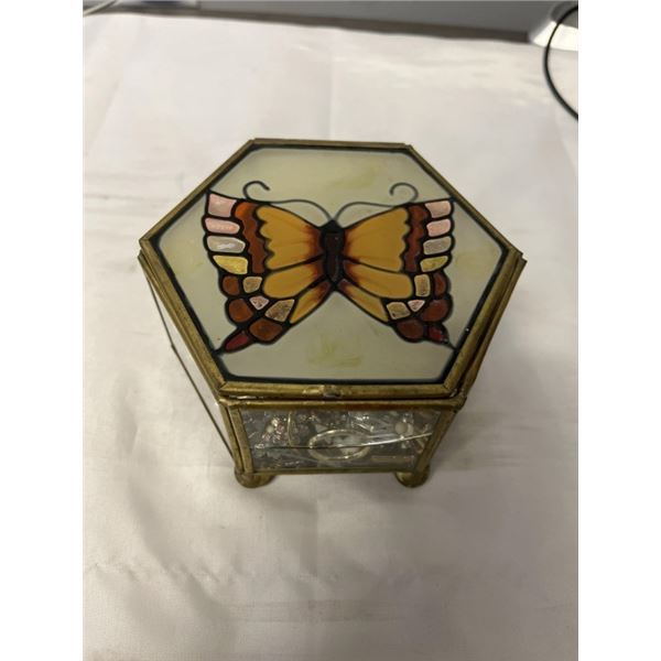 GLASS JEWELRY CASE WITH ESTATE JEWELRY