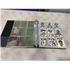 Image 2 : BINDER OF 90 TOPPS FOOTBALL CARDS 1970S