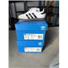 Image 1 : 2 NEW PAIRS OF SAMBA OG EL 1 SIZE 7.5K