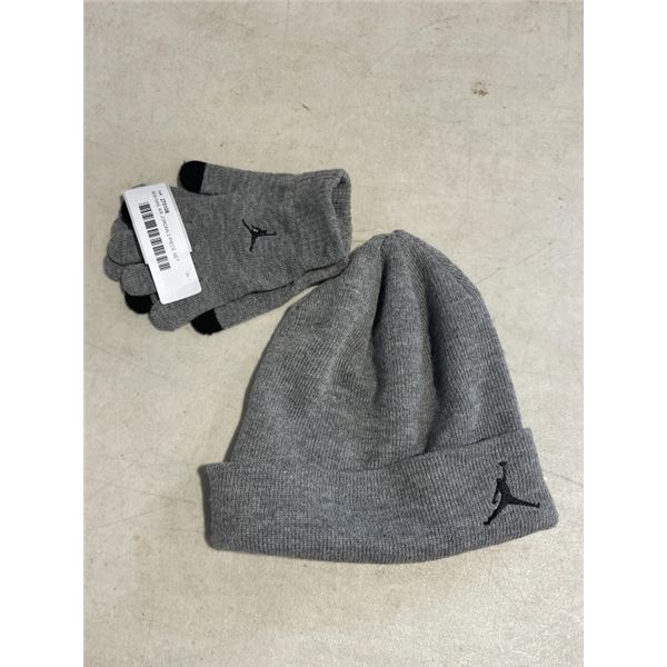 NEW NIKE AIR JORDAN 2 PIECE SET, GLOVES AND TOQUE