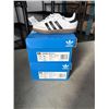 Image 1 : 2 NEW PAIRS OF SAMBA OG EL 1 SIZE 5.5K