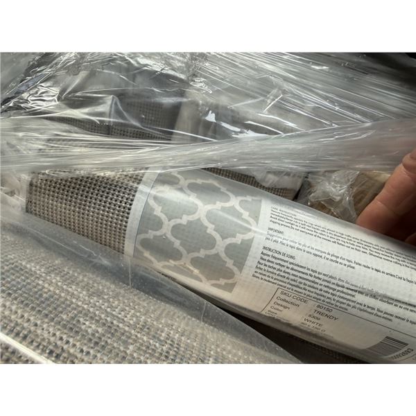 BRAND NEW A2Z CARPET RUNNER  2.6FT x 5FT TURKISH AREA CARPET RETAIL $129, BUYERS CHOICE, MULTIPLE PA