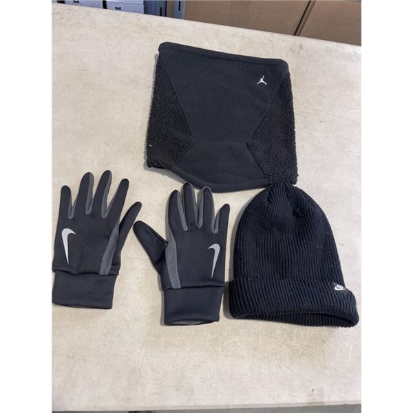 NEW NIKE AIR JORDAN BALLACLAVA, NIKE BEANIE AND NIKE MENS GLOVES SIZE MEDIUM/LARGE