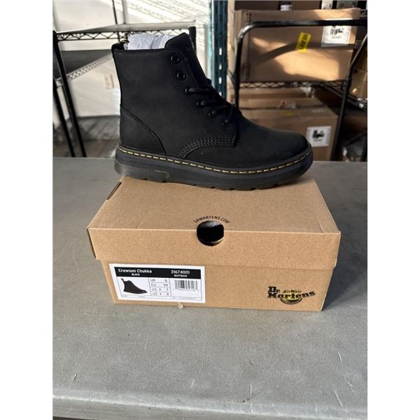 NEW PAIR OF DR. MARTENS AIR WAIR CREWSON CHUKKA BLACK BUFFBUCK SIZE US MENS 7, LADIES 8