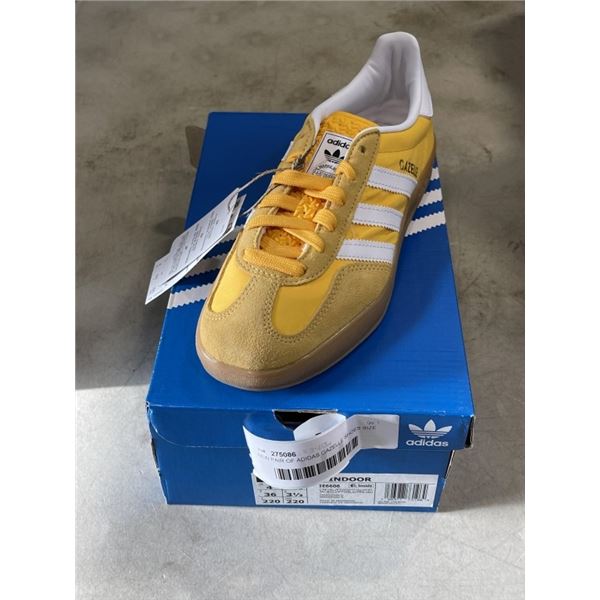 NEW PAIR OF ADIDAS GAZELLE SHOES SIZE US 4