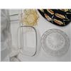Image 2 : 2 Pyrex pans + others