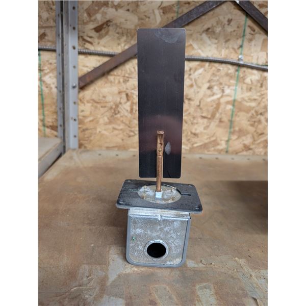 Air Flow Control SPDT 2.125"x6.875 Paddle (New in Box Possibly)